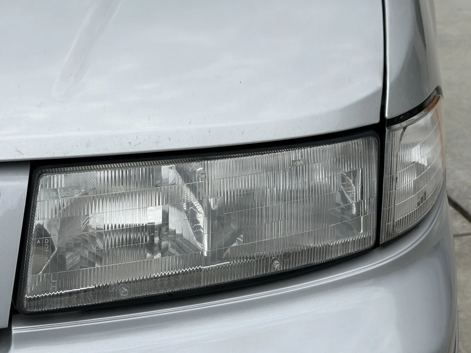 1992 Chevrolet Lumina - Image 24 of 31