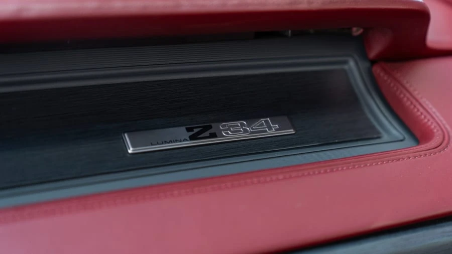 1992 Chevrolet Lumina - Image 21 of 31