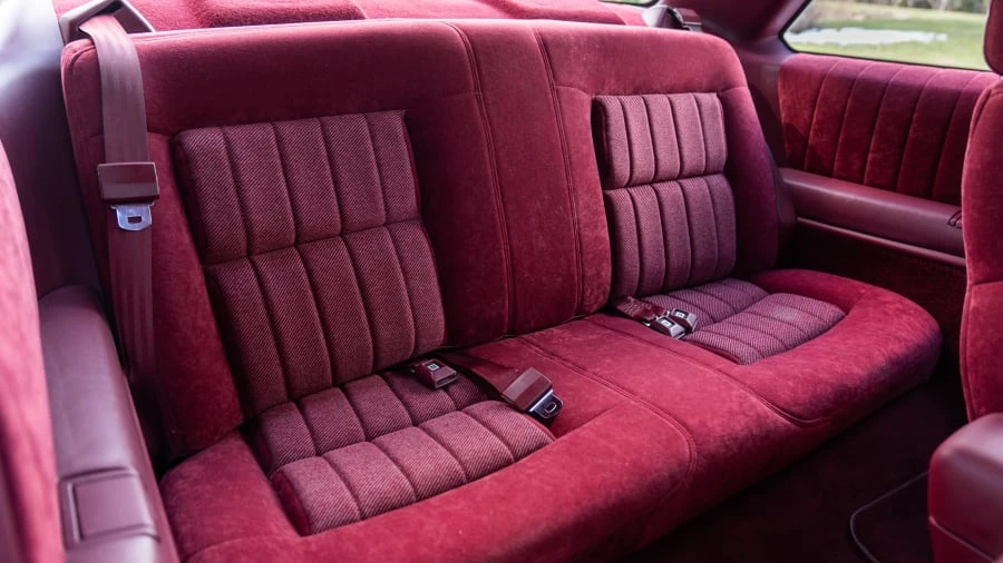 1992 Chevrolet Lumina - Image 28 of 31