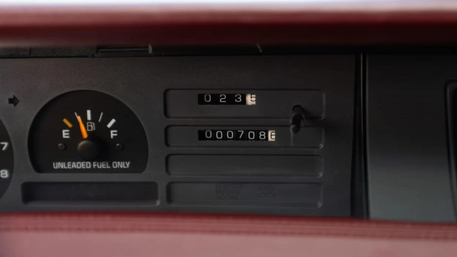 1992 Chevrolet Lumina - Image 27 of 31