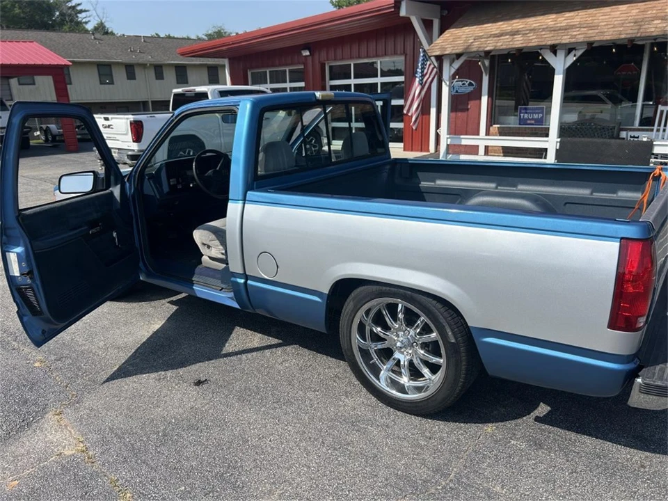 1992 Chevrolet C/K 4th Gen - Image 3 of 21
