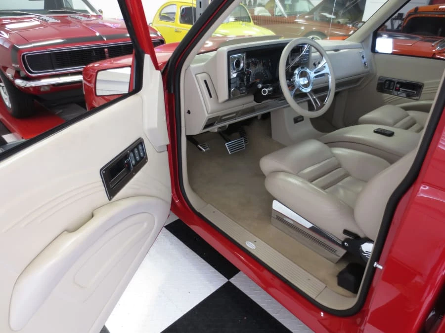 1992 Chevrolet C/K 4th Gen - Image 4 of 12