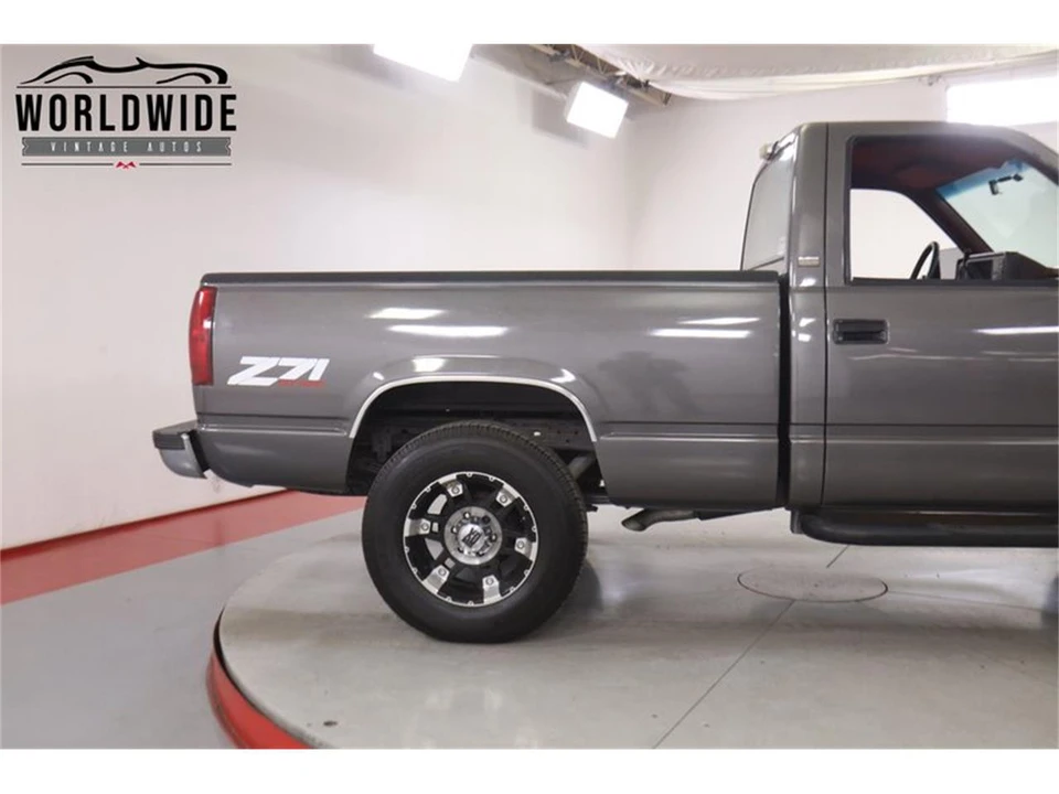 1992 Chevrolet C/K 4th Gen - Image 9 of 31