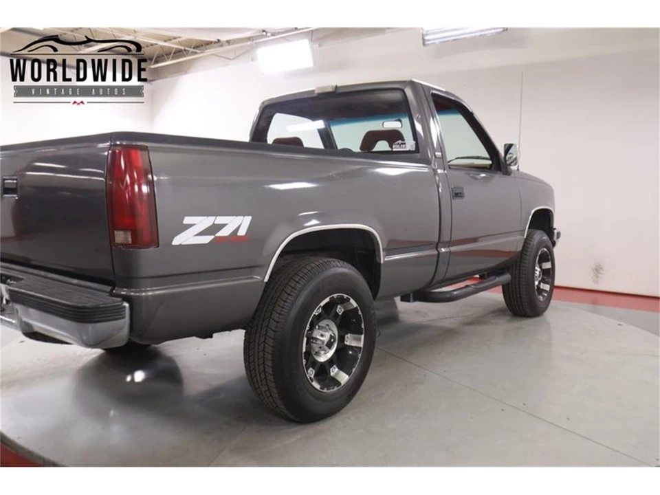 1992 Chevrolet C/K 4th Gen - Image 19 of 31