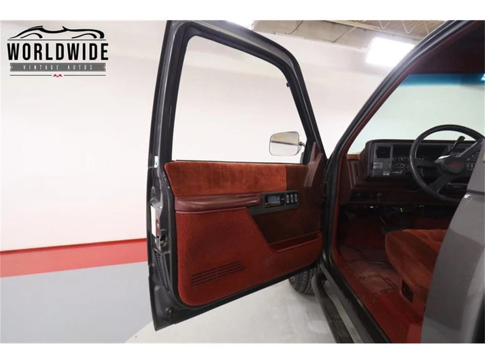 1992 Chevrolet C/K 4th Gen - Image 23 of 31