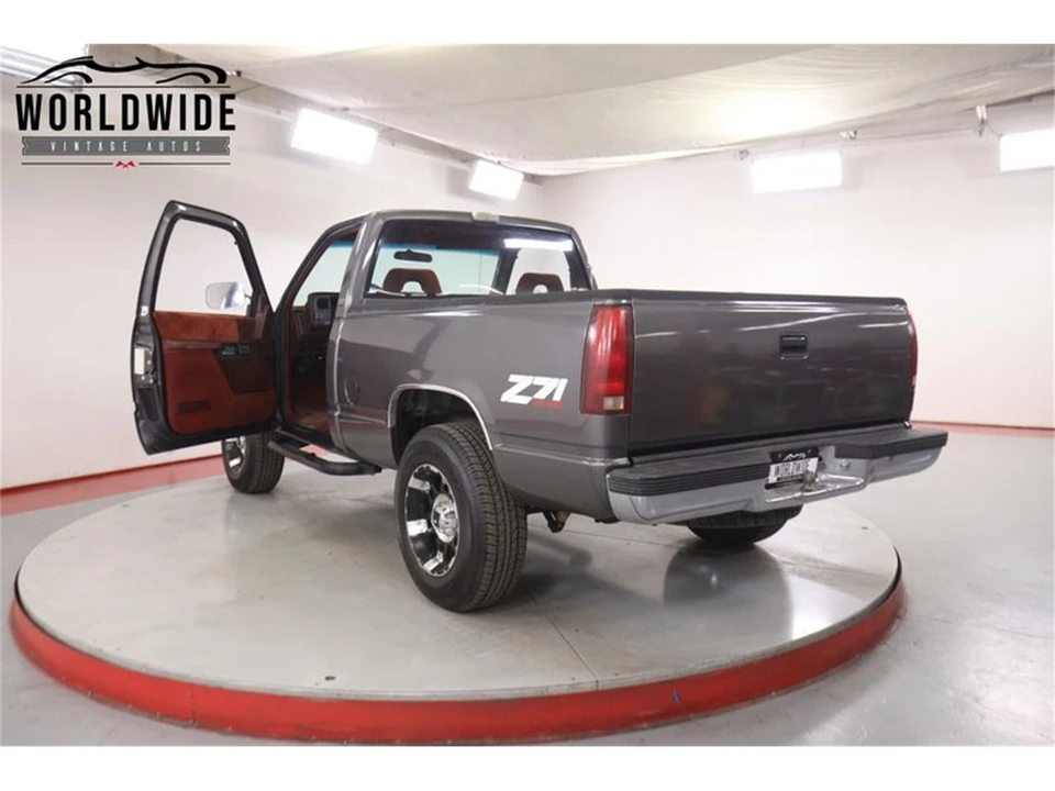 1992 Chevrolet C/K 4th Gen - Image 20 of 31