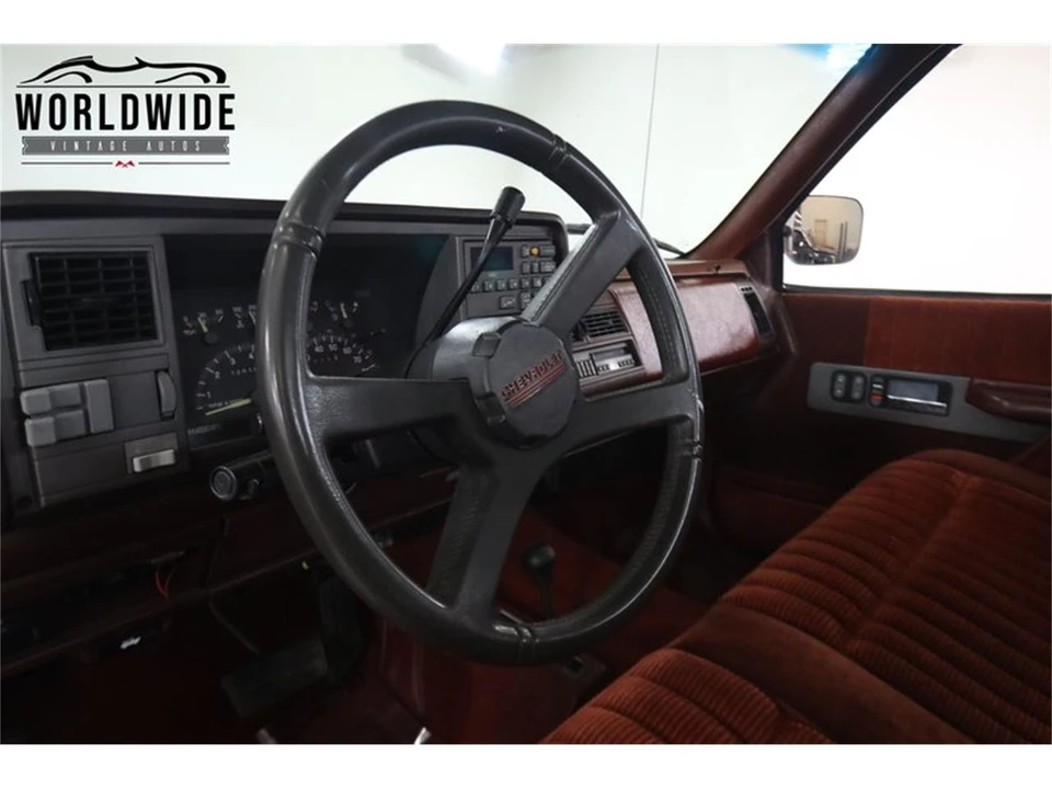 1992 Chevrolet C/K 4th Gen - Image 24 of 31