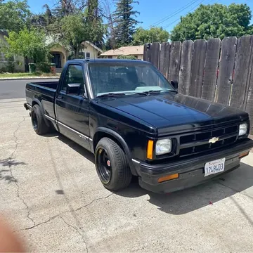 1992 Chevrolet S-10 LS Short Bed