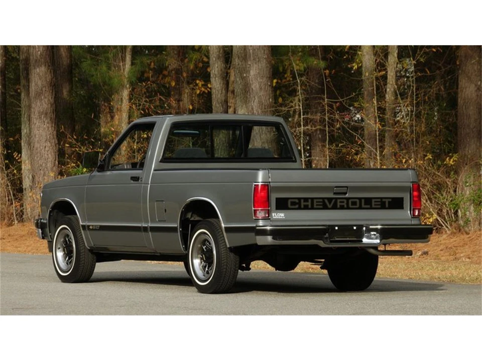 1992 Chevrolet S-10 - Image 13 of 31
