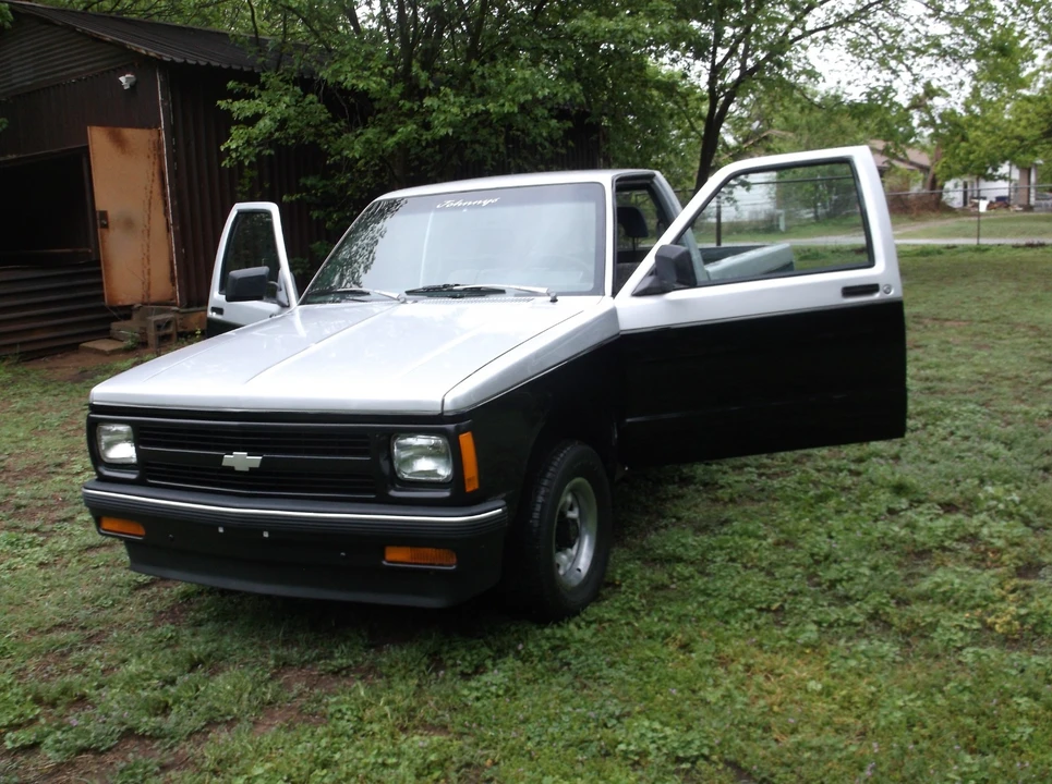 1992 Chevrolet S-10 - Image 9 of 21