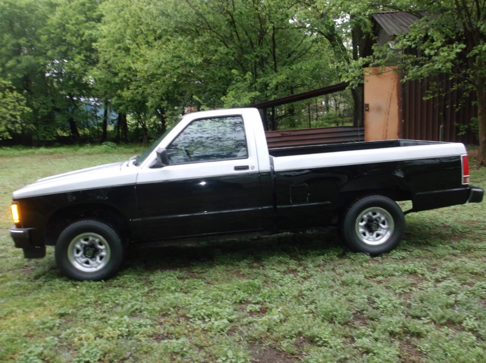 1992 Chevrolet S-10 - Image 2 of 21