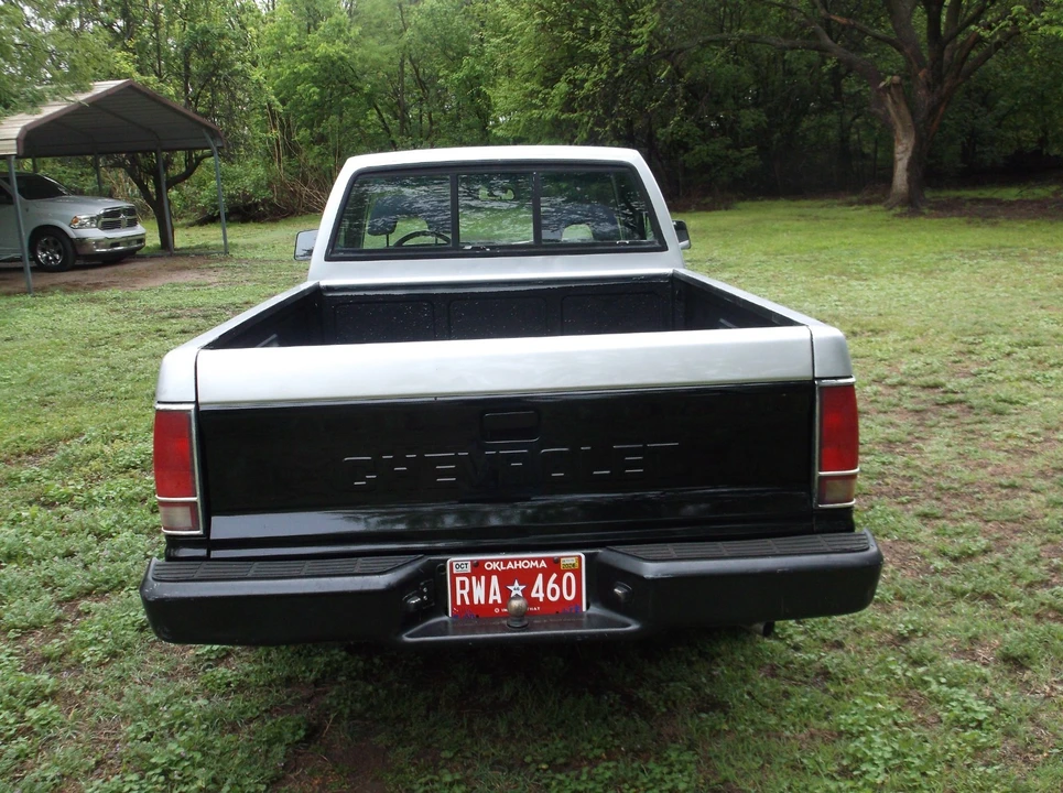 1992 Chevrolet S-10 - Image 4 of 21