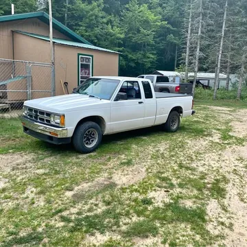 1992 Chevrolet S10 Extended Cab Short Bed