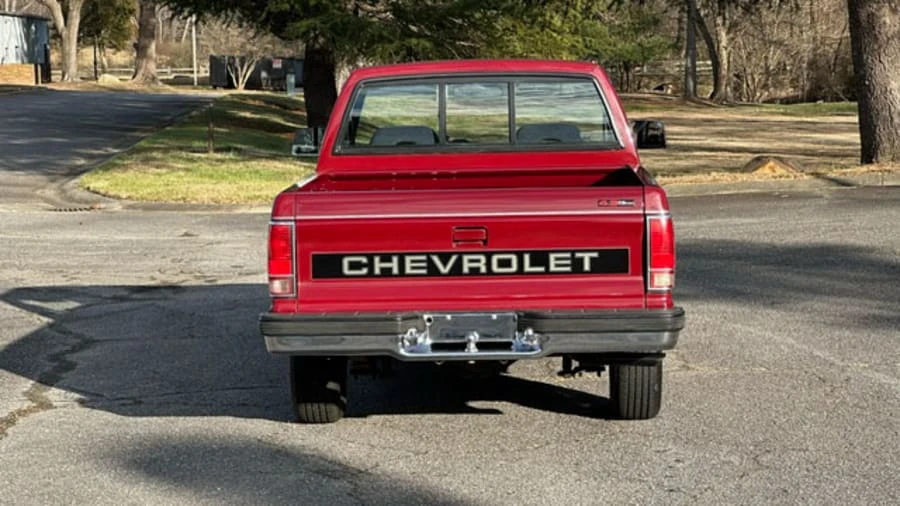 1992 Chevrolet S-10 - Image 5 of 19