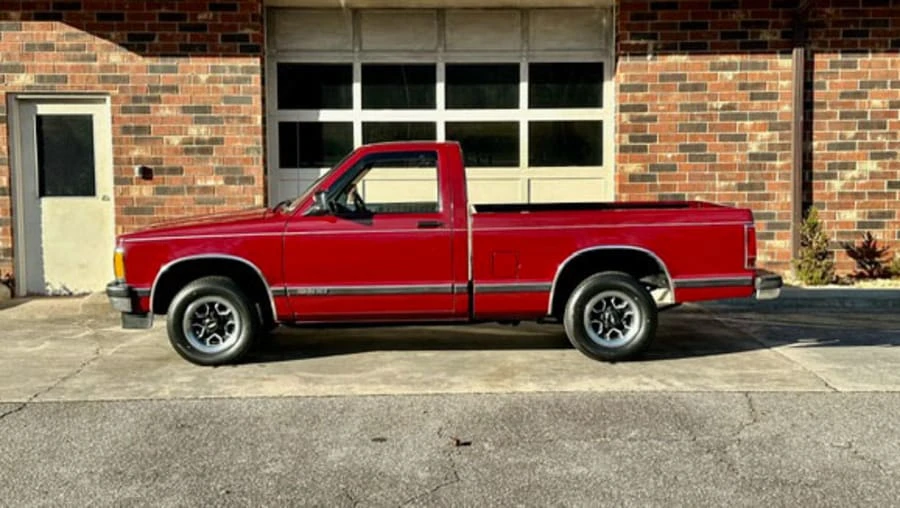 1992 Chevrolet S-10 - Image 7 of 19