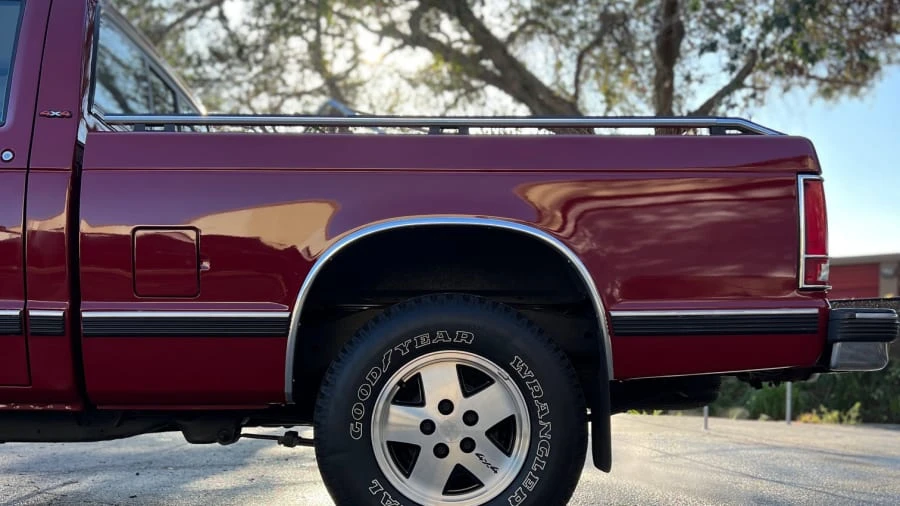 1992 Chevrolet S-10 - Image 16 of 19