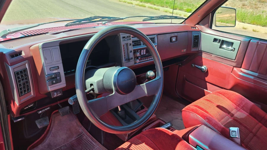 1992 Chevrolet S-10 - Image 6 of 14