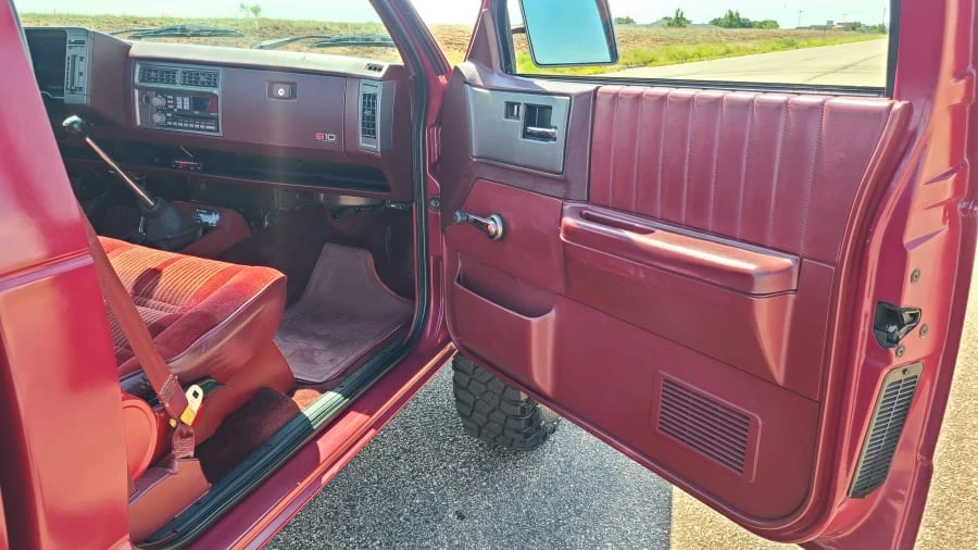 1992 Chevrolet S-10 - Image 13 of 14