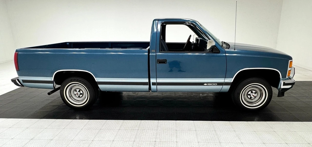 1992 Chevrolet C/K 4th Gen - Image 6 of 12