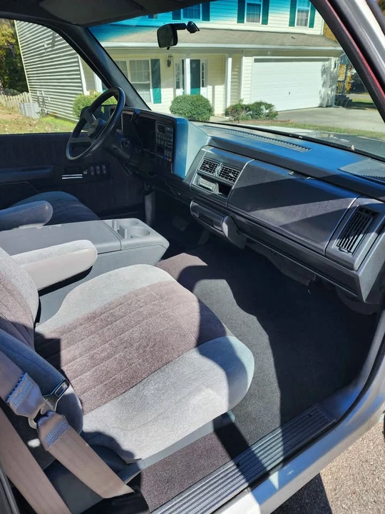 1992 Chevrolet Silverado - Image 7 of 9