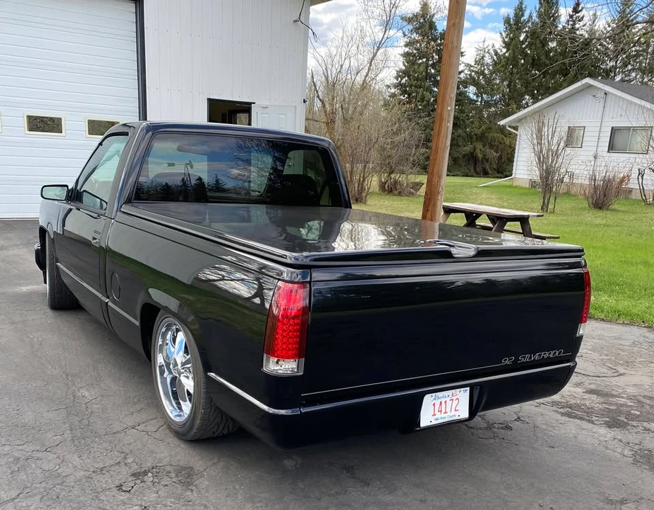 1992 Chevrolet Silverado - Image 2 of 8