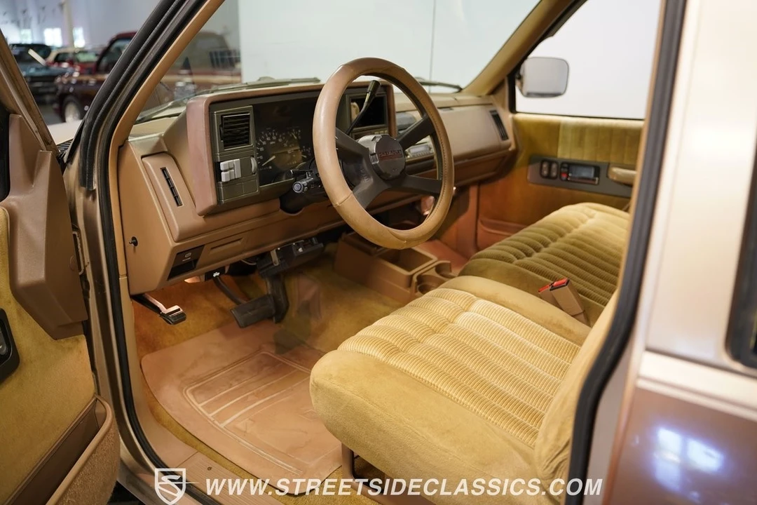 1992 Chevrolet C/K 4th Gen - Image 5 of 12