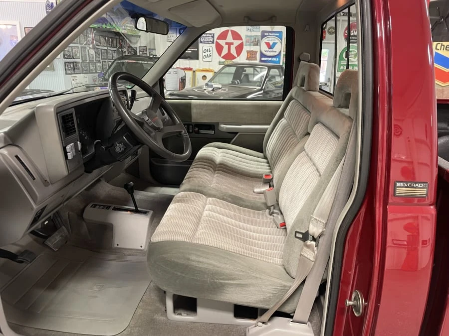 1992 Chevrolet Silverado - Image 12 of 23