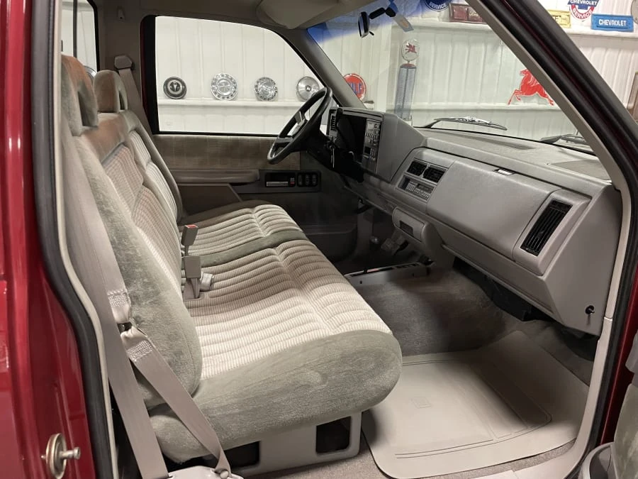 1992 Chevrolet Silverado - Image 14 of 23