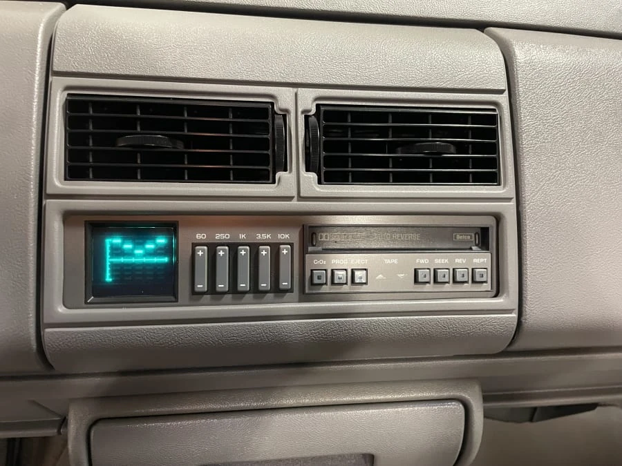 1992 Chevrolet Silverado - Image 18 of 23
