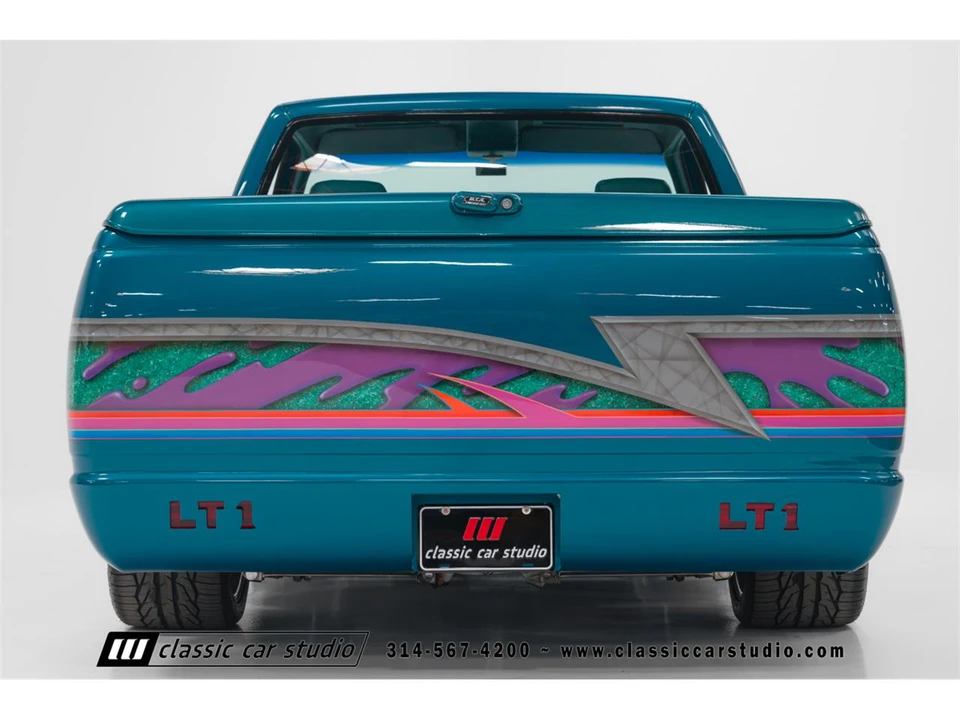 1992 Chevrolet Silverado - Image 23 of 31
