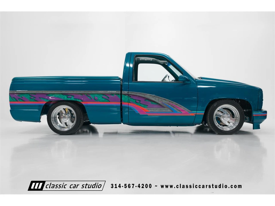 1992 Chevrolet Silverado - Image 30 of 31