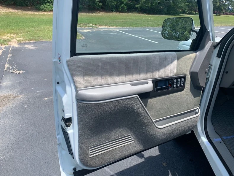 1992 Chevrolet C/K 4th Gen - Image 14 of 31