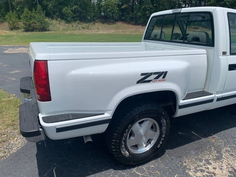1992 Chevrolet C/K 4th Gen - Image 4 of 31