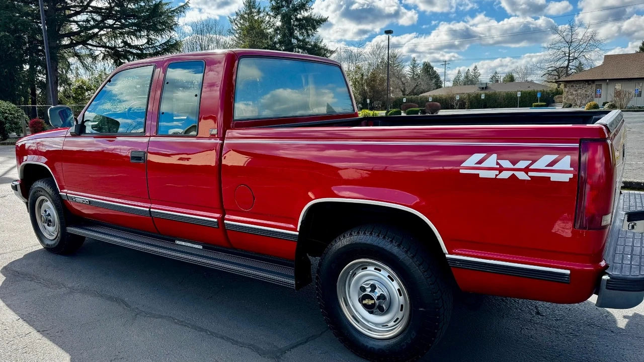 1992 Chevrolet C/K 4th Gen - Image 10 of 21