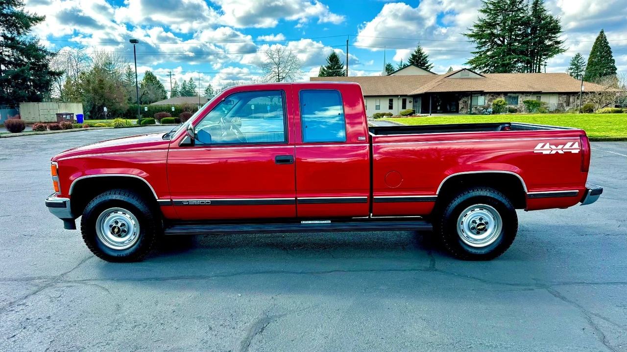 1992 Chevrolet C/K 4th Gen - Image 5 of 21