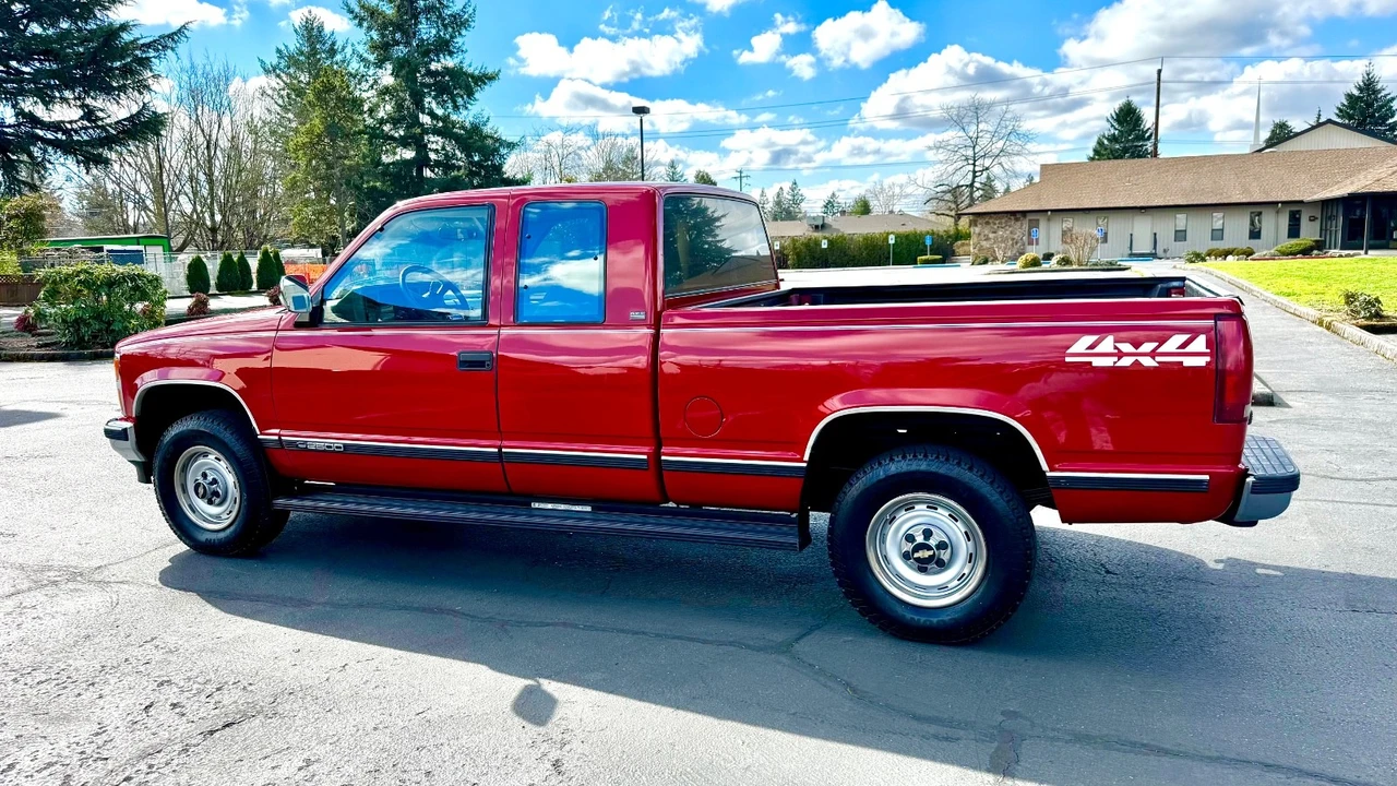 1992 Chevrolet C/K 4th Gen - Image 4 of 21
