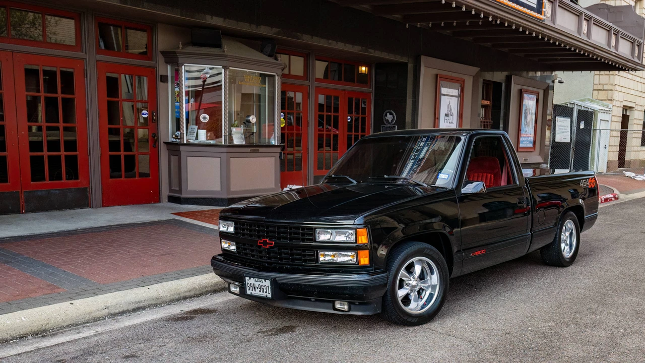 1992 Chevrolet 454 SS - Image 9 of 31