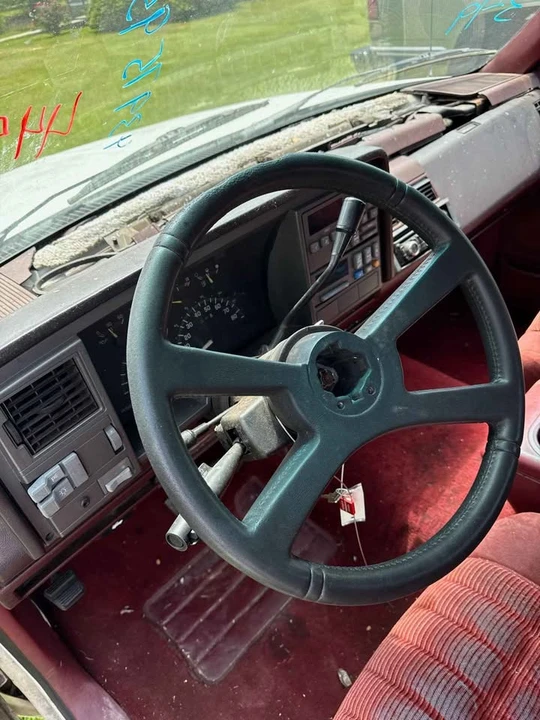 1992 Chevrolet C/K 4th Gen - Image 10 of 11