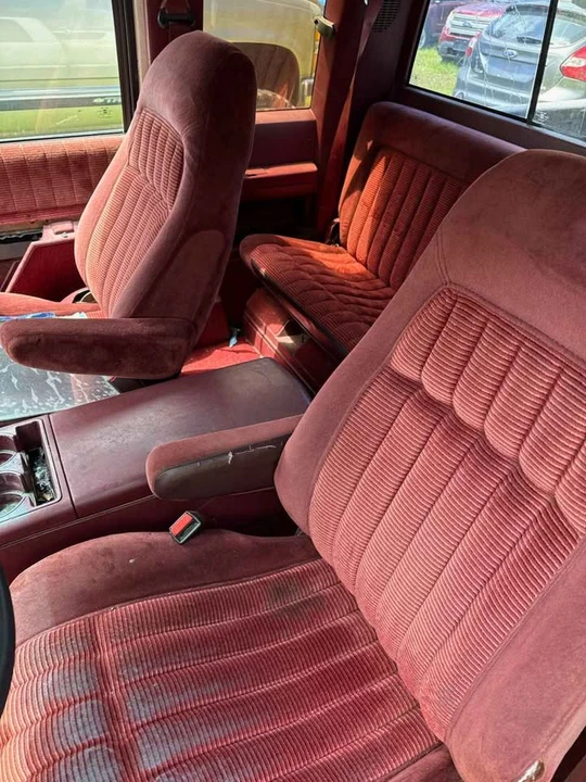 1992 Chevrolet C/K 4th Gen - Image 9 of 11