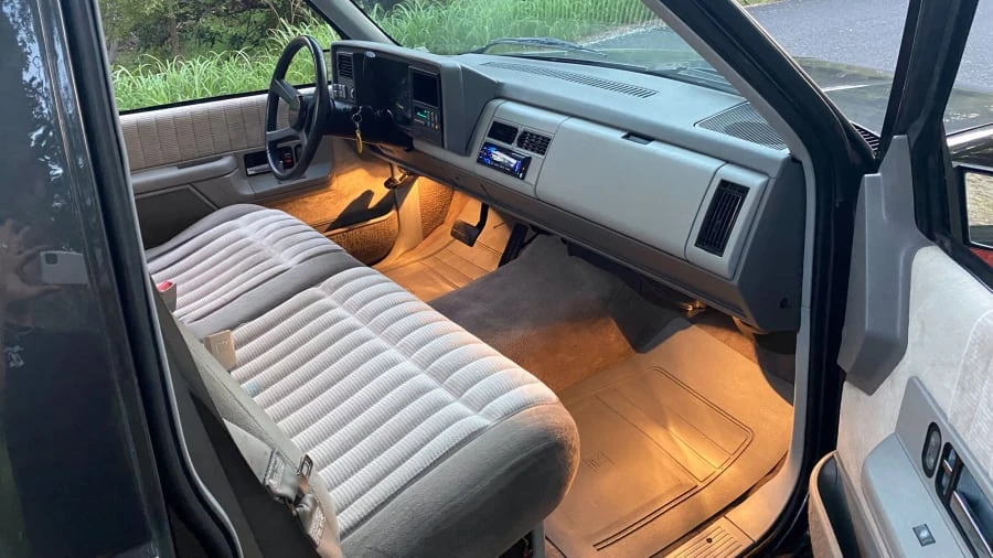 1992 Chevrolet C/K 4th Gen - Image 4 of 9