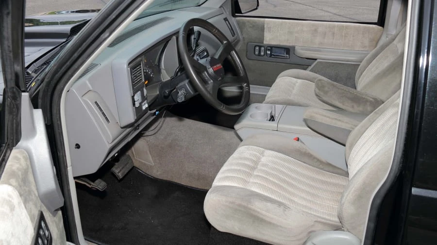 1992 Chevrolet C/K 4th Gen - Image 4 of 12
