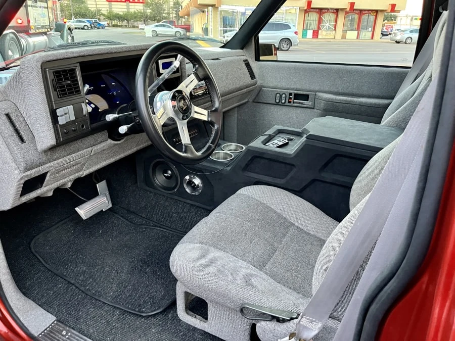 1992 Chevrolet C/K 4th Gen - Image 16 of 18
