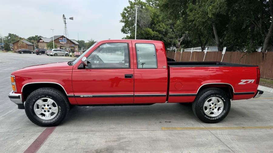 1992 Chevrolet C/K 4th Gen - Image 2 of 20