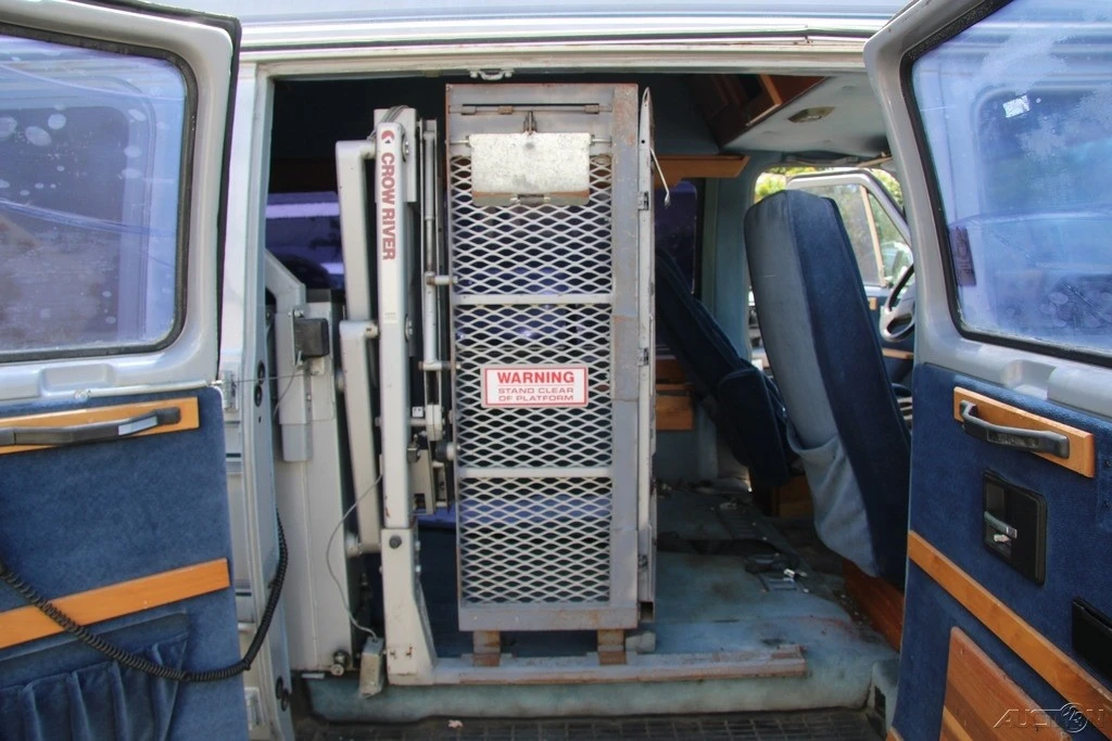 1992 Chevrolet G-Series Van - Image 18 of 21