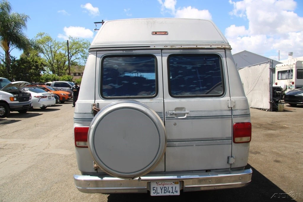 1992 Chevrolet G-Series Van - Image 6 of 21