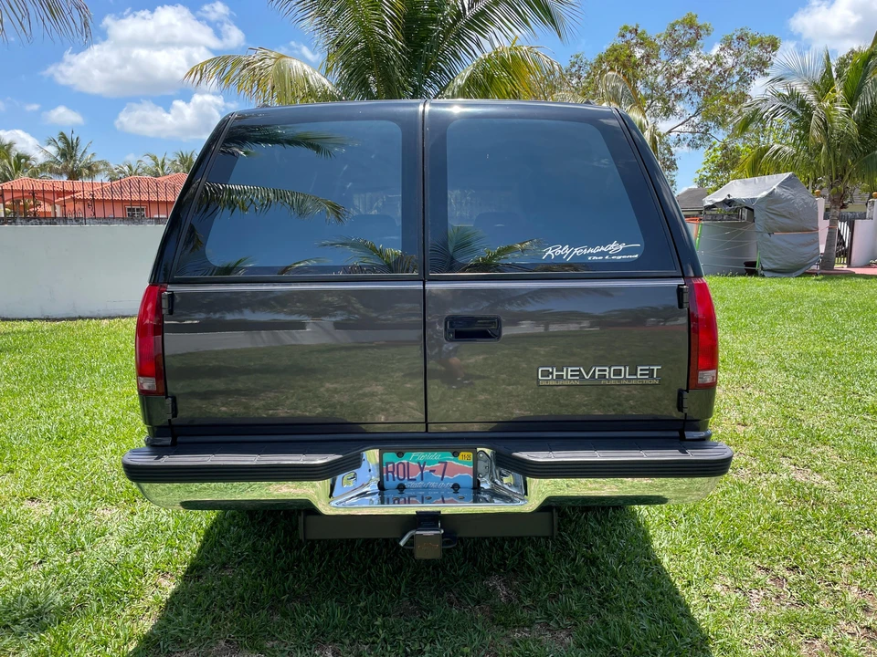 1992 Chevrolet Suburban 8th Gen - Image 9 of 31