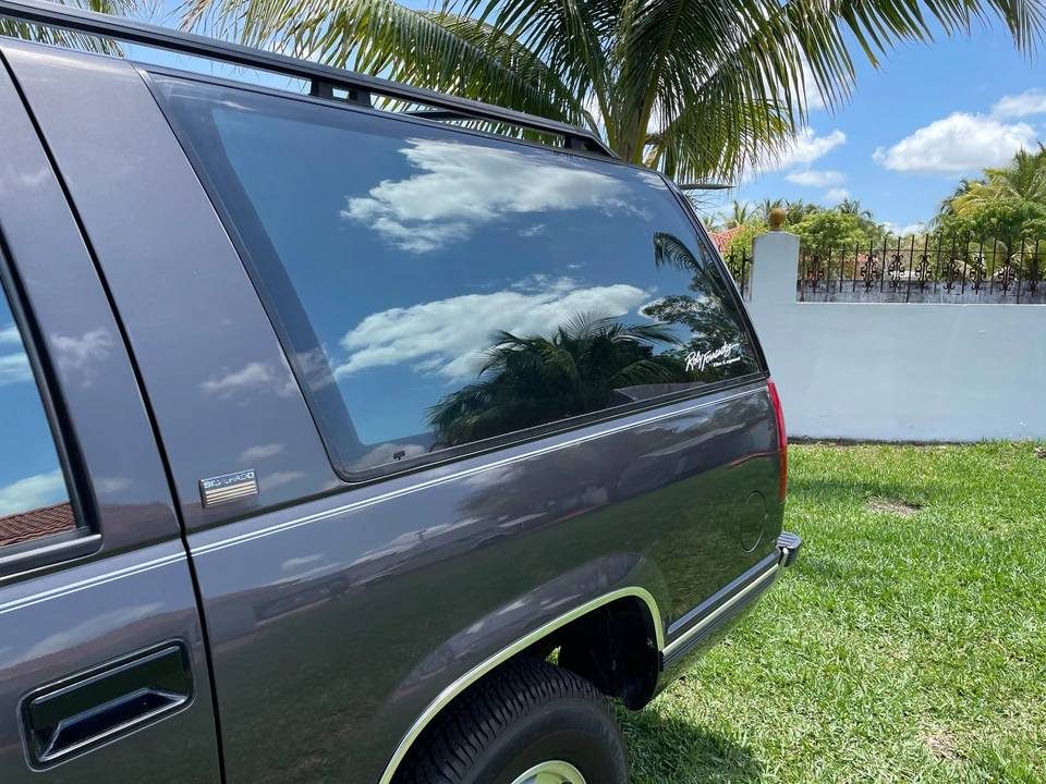 1992 Chevrolet Suburban 8th Gen - Image 23 of 31