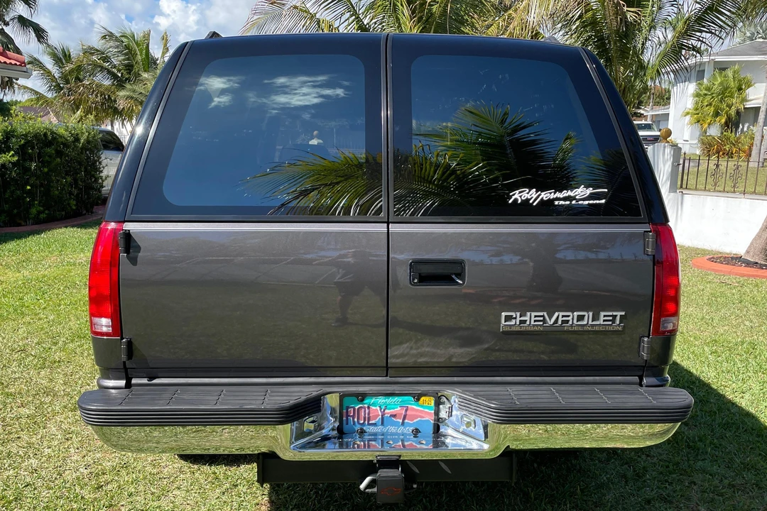 1992 Chevrolet Suburban 8th Gen - Image 5 of 31