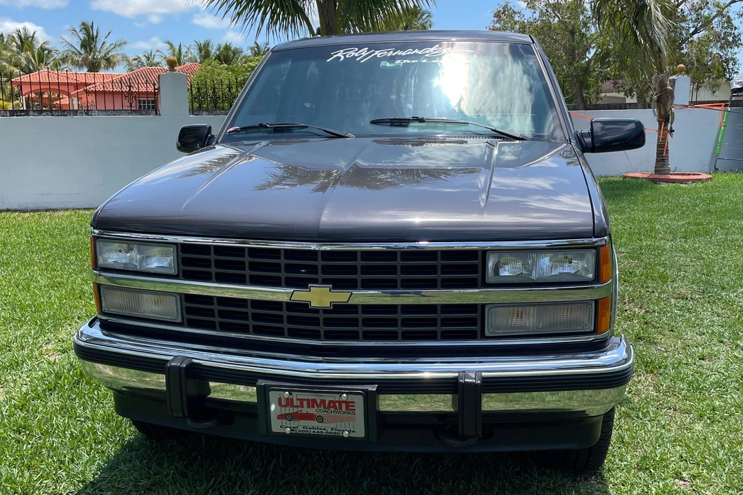 1992 Chevrolet Suburban 8th Gen - Image 6 of 31