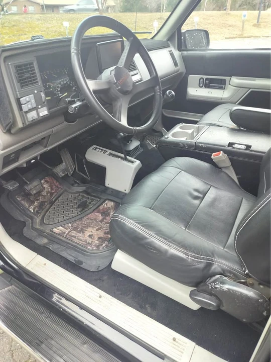 1992 Chevrolet K5 Blazer 3rd Gen - Image 7 of 9